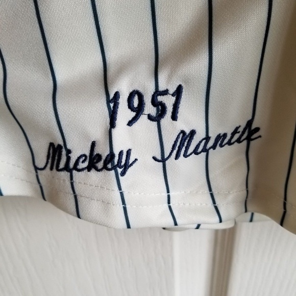 Mickey Mantle New York Yankees Throwback Jersey - Picture 5 of 7